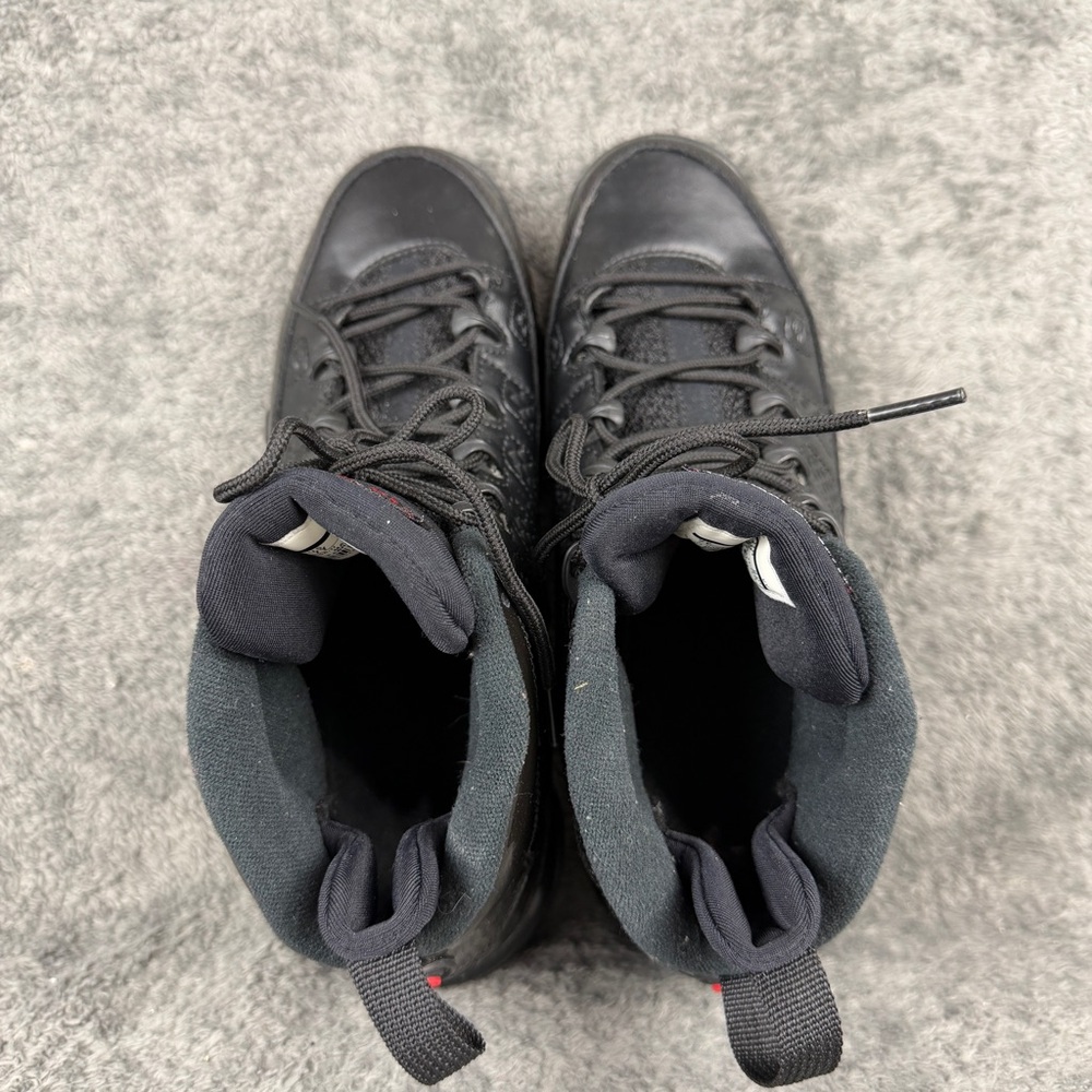 Jordan Kids Black and Red Retro Basketball Shoes - Picture 9 of 9